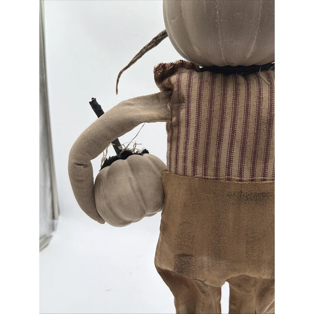 Primitive Folk Art Winter Doll 23